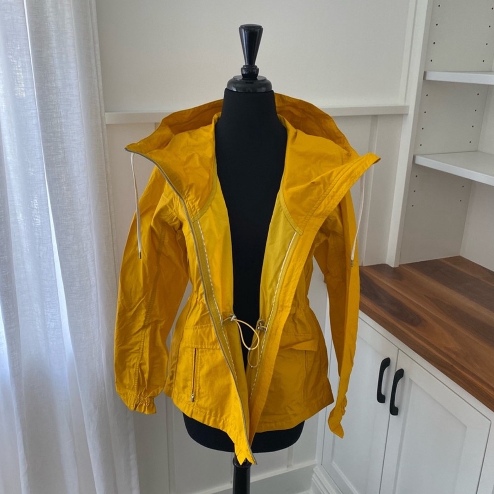 Athelta rain coat